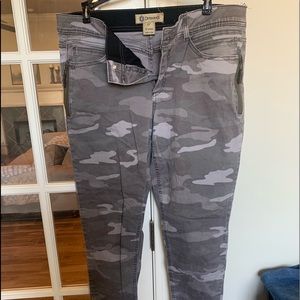 Camo jeans